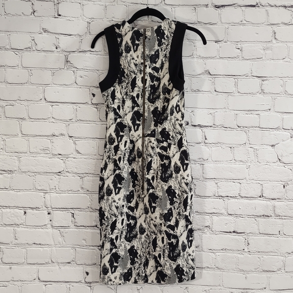 CUE sheath dress - Picture 4 of 6